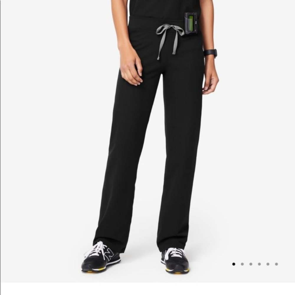 Figs Livingston Basic Scrub Pants, size small
